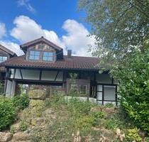 Haus mit Gewerbebauplatz. Nutzung als Wohnungen Büros Praxen - Neuenstadt am Kocher