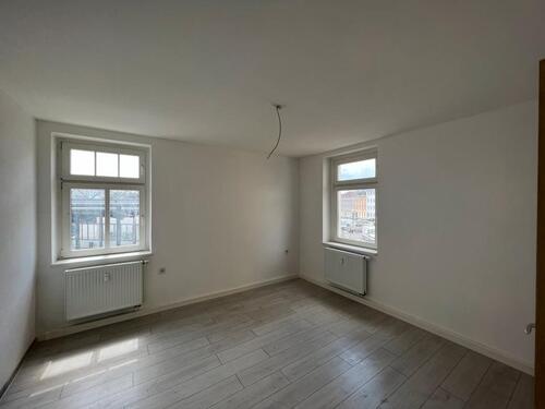 Foto - Helle 2-Zimmer-Wohnung mit Badewanne und Tageslicht