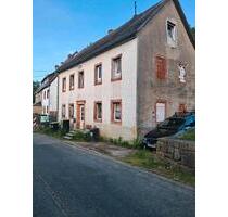 Einfamilienhaus - 15.000,00&nbsp;EUR Kaufpreis, ca.&nbsp; 105,00&nbsp;m&sup2; in Rochlitz (PLZ: 09306)