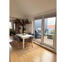 Schöne 2-Raumwohnung mit zwei Schlafzimmern und großem Balkon!!! - Weimar