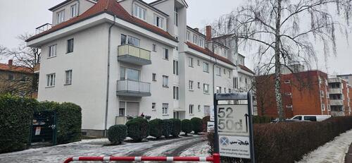 Foto - PKW Stellplatz Parkplatz Alt-Mariendorf mit Schranke zu vermieten