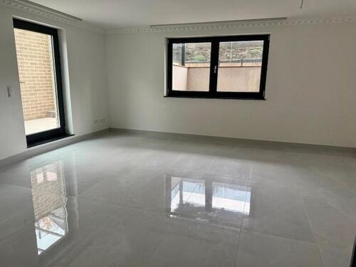 Foto - Stilvolle, exklusive 3-Zi-Wohnung mit Terrasse und Stellplatz in bevorzugter ruhiger Lage