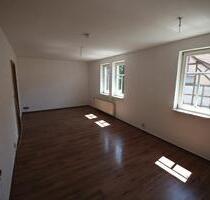 3 ZKB in Friedrichswerth mit Carport-Stellplatz - Drei Gleichen