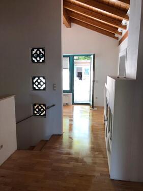 Foto - Haus zu vermieten oder als WG oder für Arbeiter