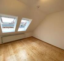 Charmante 2- Zimmer- Dachgeschosswohnung im Stadtkern - Jüterbog