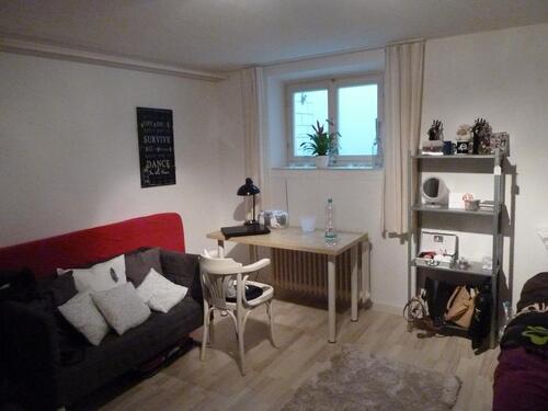 Foto - Möbliertes Zimmer in 2 er - WG - 290,00&nbsp;EUR Kaltmiete, ca.&nbsp; 70,00&nbsp;m&sup2;