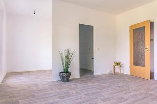 Foto - 1-Zimmer-Wohnung mit Balkon - 201,00&nbsp;EUR Kaltmiete, ca.&nbsp; 33,55&nbsp;m&sup2;