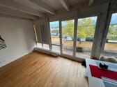 Foto - Sehr schöne 2,5 Zimmer Penthouse Wohnung mit Weitblick