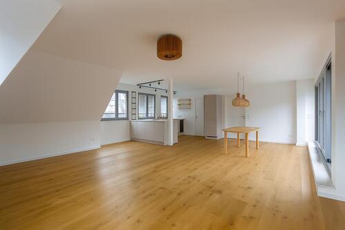 Foto - Ab sofort: gehobenes Wohnen in sehr gepflegter Wohnanlage in ruhiger Umgebung im Villenviertel