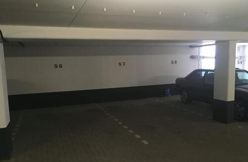 Foto - Tiefgaragen-Stellplatz 2,05m Höhe Bulli-geeignet Köln Widdersdorf
