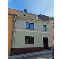 Reihenhaus zur vermieten in Zentraler Lage von Oschatz