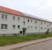 sanierte 2-Zimmer-Wohnung mit EBK und Keller - Querfurt