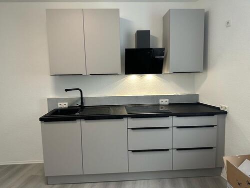 Foto - • Stilvolle 2-ZKB mit neuer Küche, Tageslichtbad & XXL-Terrasse