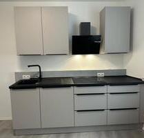 • Stilvolle 2-ZKB mit neuer Küche, Tageslichtbad & XXL-Terrasse - Frankenthal (Pfalz)