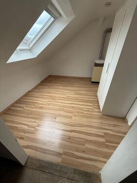 Foto - 2-Zimmer Whg im Osten, zentral an Öffis und Einkaufsmöglichkeiten