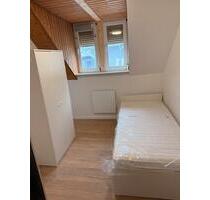 WG Zimmer in Friesenheim - zentrale Lage - frisch renoviert -