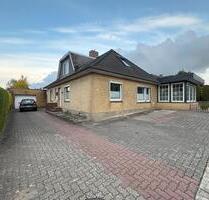 4,5 Zimmer Erdgeschoss Wohnung - 1.300,00&nbsp;EUR Kaltmiete, ca.&nbsp; 120,00&nbsp;m&sup2; in Pahlen (PLZ: 25794)