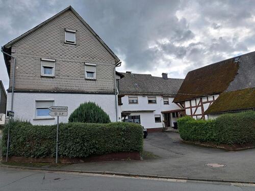 Foto - 2x Einfamilienhaus¹ - 125.000,00&nbsp;EUR Kaufpreis, ca.&nbsp; 350,00&nbsp;m&sup2;