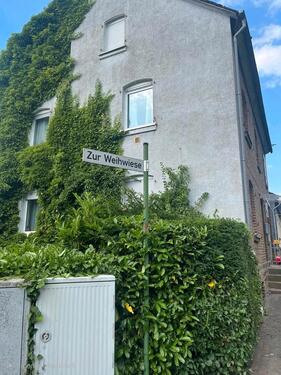 Foto - Freistehendes Einfamilienhaus mit Garten