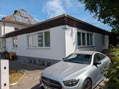 Foto - Stilvoll modernisierter Bungalow in Augsburg mit Garten und große