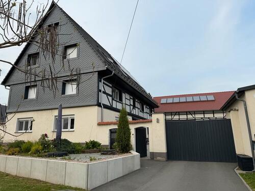 Foto - 3 12 bis 4 12 Raum Wohnung - 1.550,00&nbsp;EUR Kaltmiete, ca.&nbsp; 160,00&nbsp;m&sup2;