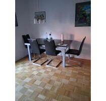 Wohnzimmer mit Balkon, ideal zum Entspannen Großes - Filderstadt