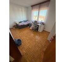 Perfektes Zuhause für Familien: Helle 4-Zimmer-Wohnung mit Balkon - Jockgrim