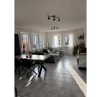 Neu renovierte 2 Zimmer-Wohnung (75m²) - Schrozberg