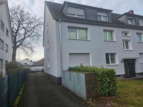 Foto - Schöne 80 qm helle DG-Wohnung sehr zentral in Grengel