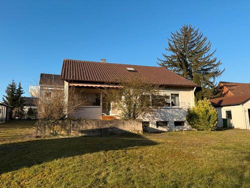 Foto - Freistehendes Einfamilienhaus in Kleinsachsenheim