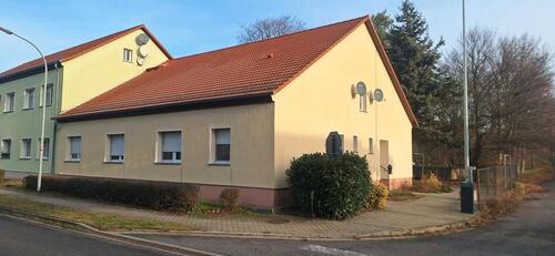 Foto - Einfamilienhaus große Wohnung in Brottewitz zu vermieten