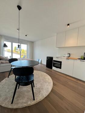 Foto - Moderne, möblierte 1-Zimmer-Wohnung mit Balkon & Tiefgarage