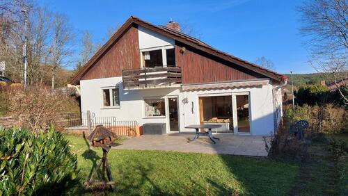 Foto - Einfamilienhaus in sehr schöner Wohnlage in Eisenberg Steinborn