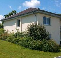 Geräumige zwei Zimmer Wohnung mit Gartenanteil - Inchenhofen