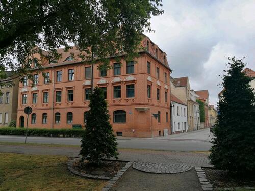 Foto - Altbauwohnung mit Blick in den Park und EBK Neu