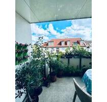 Helle 2,5-Zimmer-Wohnung mit Terrasse in Berlin-Steglitz!