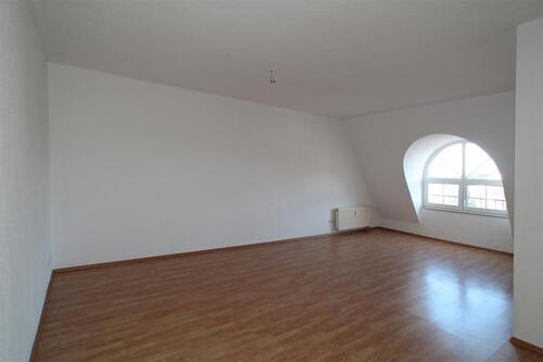 Foto - Interessante Wohnung mit großem Wohnzimmer... TG-Stellplatz möglich