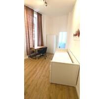 Möbliertes WG-Zimmer mit eigenem Bad !!! Wohnen mitten im Leben, fußläufig zum Main - Frankfurt am Main Innenstadt 1