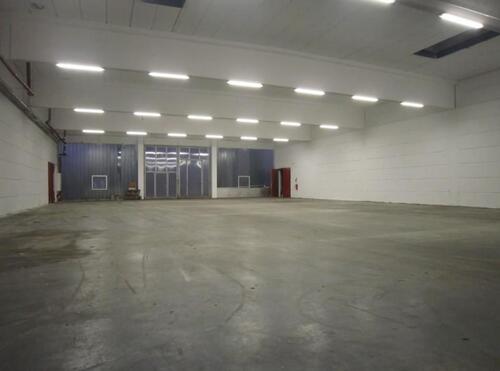 Foto - Lagerhalle 540 m² mit Büro im Industriegebiet NUR 2,75 €m² nähe Saarbrücken