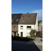 Charmantes Reihenendhaus mit Stellplatz in Mülheim-Saarn - Mülheim an der Ruhr Linksruhr