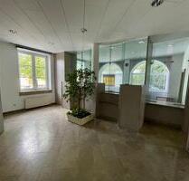 Barrierefreie Büro- und Geschäftsräume zu vermieten - Kollnburg