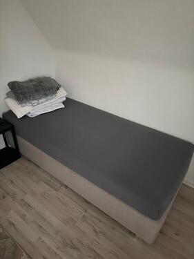 Foto - Voll Möbliert DG Wohnung zu vermieten