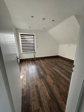 Foto - Wohnung zu vermieten 2 Og - 650,00 EUR Kaltmiete,