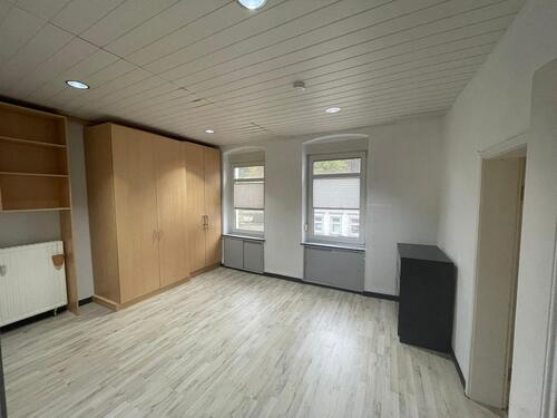 Foto - Drei Zimmer Wohnung + Garage - 520,00 EUR Kaltmiete, ca.  81,00 m²