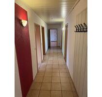 Gepflegte 4-Zimmer Wohnung im 1. OG in Neustadt (Hessen)