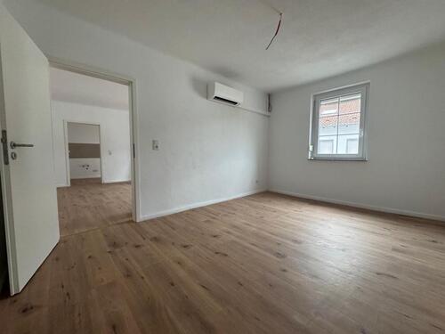 Foto - Erstbezug nach Sanierung 3-ZKB Wohnung