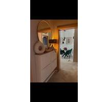 Exklusive, voll möblierte 3-Zimmer-Wohnung mit Balkon. - Bad Salzungen