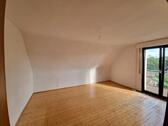 Foto - 2 Zimmer Dachgeschoßwohnung in Niederkassel