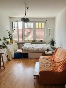 Foto - Möbliertes Zimmer zur Zwischenmiete(13.5-19.6)