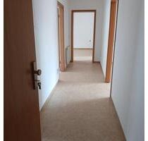 3 - Raumwohnung, zentral und doch ruhig - Oschersleben (Bode)